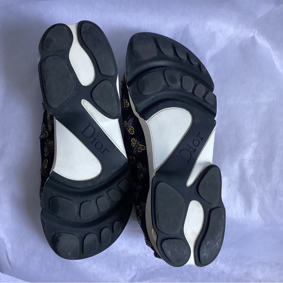 Authentic Dior Black Mesh Bee Embellished Fusion Sneaker, Size 7.5 - Picture 6 of 8